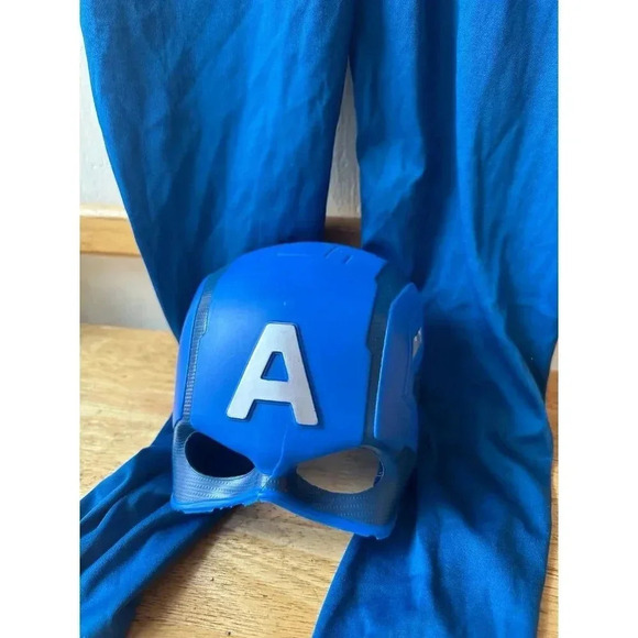 Marvel Avengers Captain America boy’s size medium Costume - Picture 2 of 10